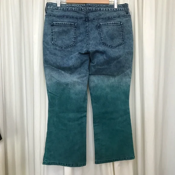 LOGO Lori Goldstein Tie Dye Ombre Green Blue Jeans Mid Rise Crop Kick size 16 - Picture 6 of 9